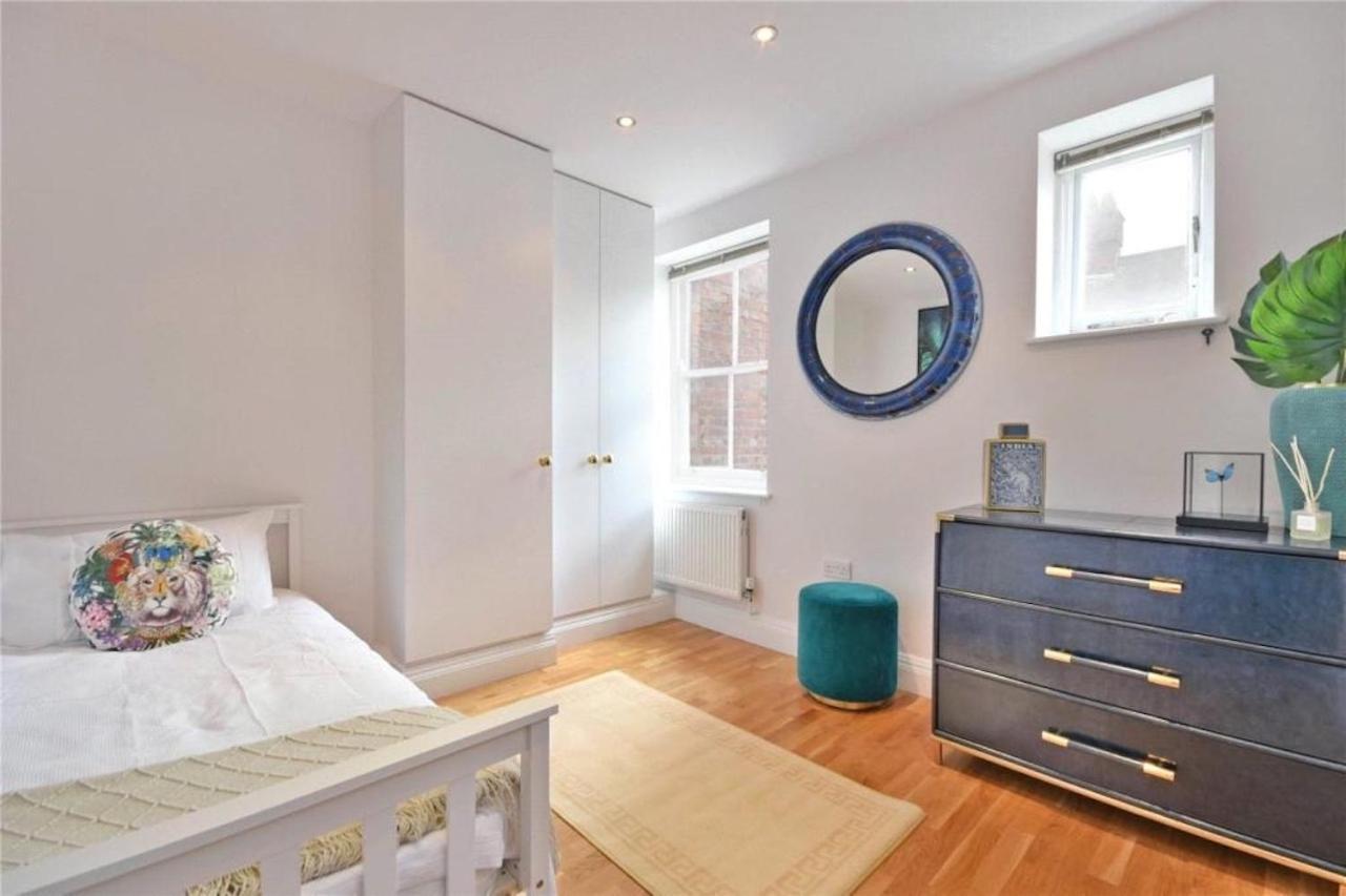 Luxury 3 Bed Apartment - Huge Outdoor Terrace & Amazing Transport Links London Exterior foto